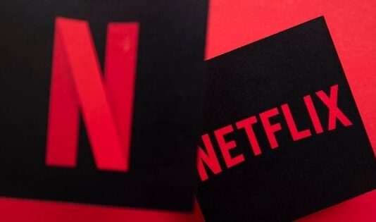Top Five Netflix Series To Watch While Having Dinner