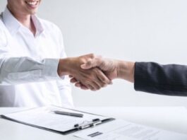 3 Tips for Finding Jobs Abroad in Financial Services