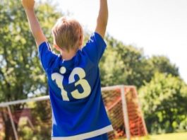 4 Things to Consider While Choosing Sports Uniforms