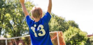 4 Things to Consider While Choosing Sports Uniforms
