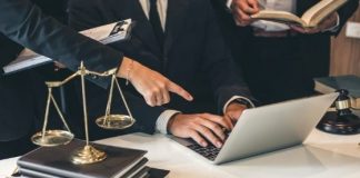 4 Top Benefits of Hiring Workers Compensation Lawyers
