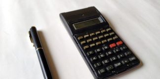 4 Vital Factors To Consider While Buying A Scientific Calculator