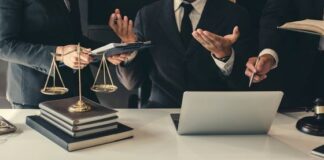 8 Qualities to Look for in a White-Collar Crimes Attorney